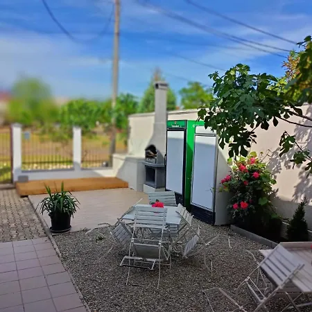 Guest house Casa A 3*